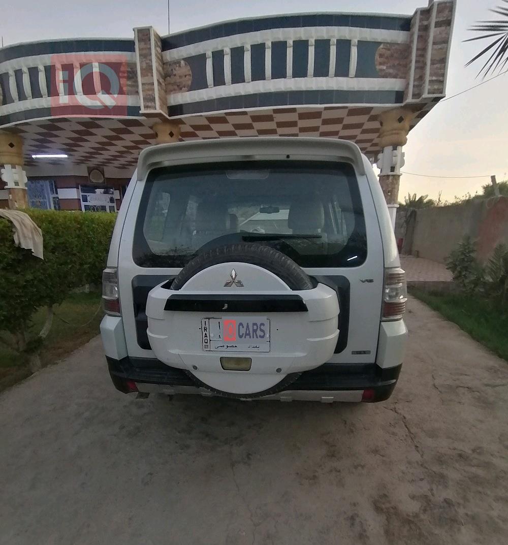 ميتسوبيشي باجيرو